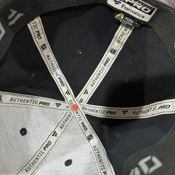Fanatics LA Kings Authentic Pro Hat Mens S/M Black Gray Flexfit NHL - Picture 6 of 8